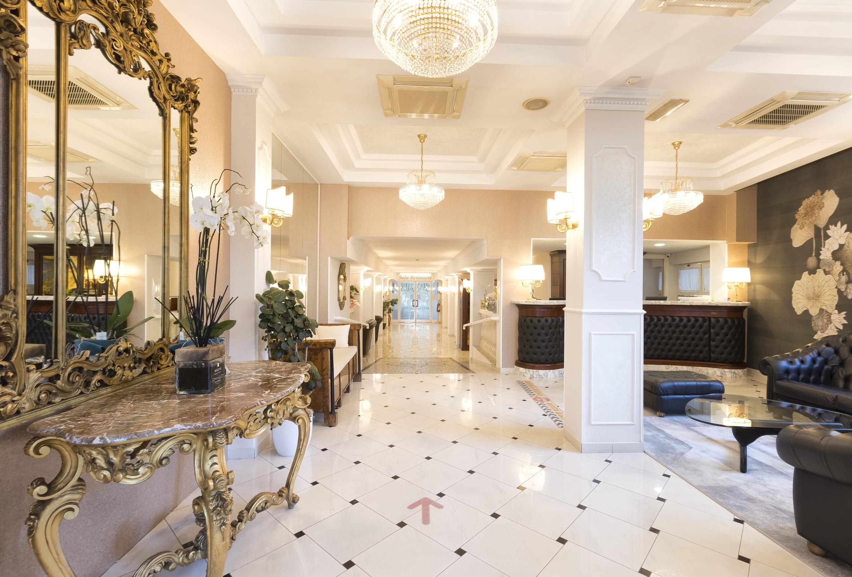 Hotel Baia Imperiale Rimini Bagian luar foto