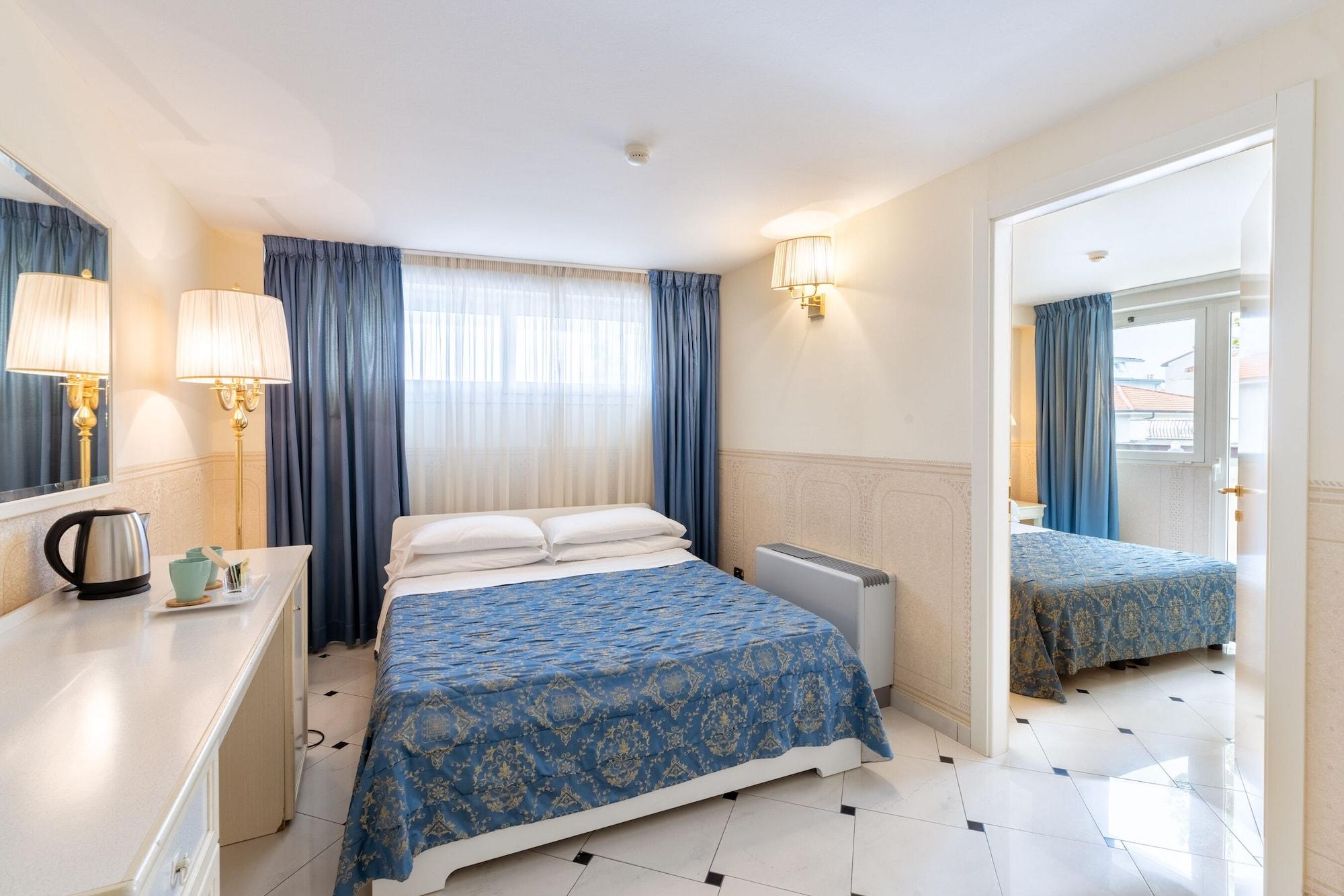 Hotel Baia Imperiale Rimini Bagian luar foto